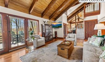 792 Pigeon Roost Rd, Banner Elk, NC 28604