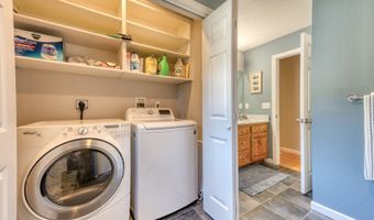415 Chamberlain Hwy, Berlin, CT 06037