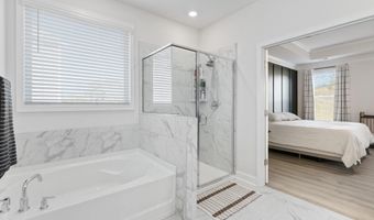6015 Thicket Ln, Boiling Springs, SC 29316