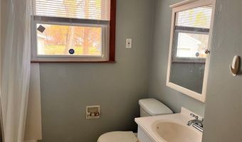 1203 E 17th St, Ashtabula, OH 44004