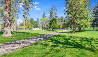 63233 Carly Ln, Bend, OR 97701