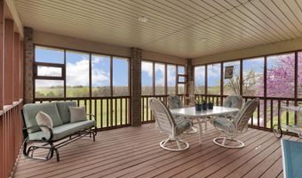 3988 N Farm Road 35, Ash Grove, MO 65604