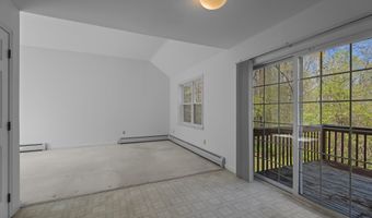 4 Davis Farm Rd, Clinton, CT 06413