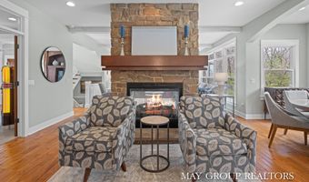 5254 Canyon River Dr NE, Ada, MI 49301