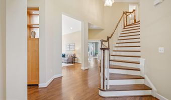 10900 BELLS RIDGE Dr, Potomac, MD 20854