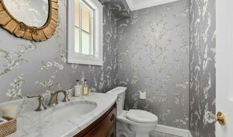 39 Leeuwarden Rd, Darien, CT 06820