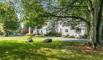 553 Bellevue Ave 14, Newport, RI 02840