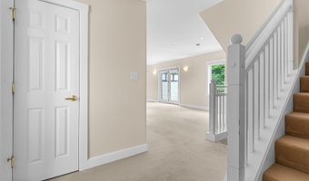 20 Springbrook Dr, Belfast, ME 04915