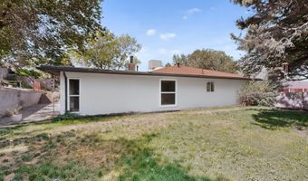 2704 Palo Alto Dr NE, Albuquerque, NM 87112