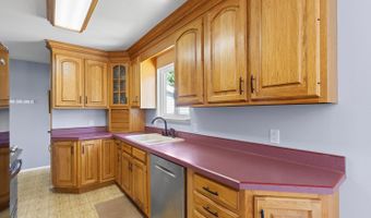 4100 Hunt, Adrian, MI 49221