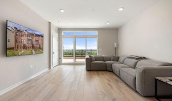 23156 HORSESHOE TRAIL Sq, Ashburn, VA 20148
