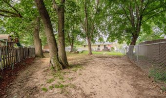 1127 5th St E, Altoona, WI 54720