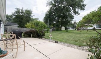 215 Penrose Dr, Kendallville, IN 46755
