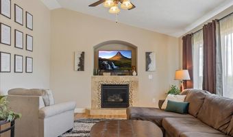 5254 SHADOW ROCK Dr, Cheyenne, WY 82009