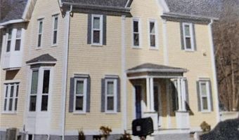 219 Metacom Ave 1A, Bristol, RI 02809