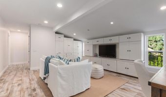 6817 Vianda Ct Ct, Carlsbad, CA 92009