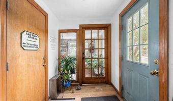 442 Dodge St, Block Island, RI 02807