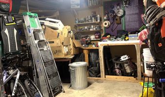 813 W Mann Ave, Artesia, NM 88210