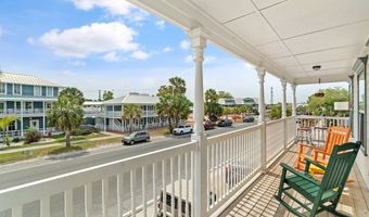 51 Market St, Apalachicola, FL 32320
