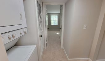 4903 30TH St S B2, Arlington, VA 22206