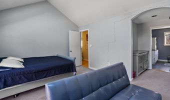 417 Candia Rd, Chester, NH 03036