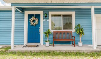 212 SUMMERSET Dr, Apopka, FL 32712