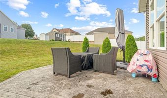2480 Orchard Spring Cir, Alliance, OH 44601