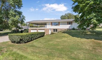 802 N Railroad St, Ainsworth, IA 52201