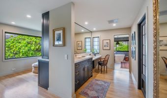 6015 Kalanianaole Hwy, Honolulu, HI 96821
