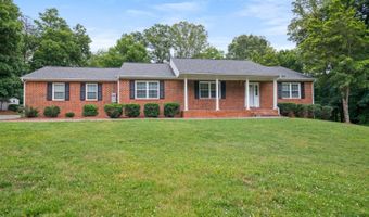 53 Woodlake Cir, Altavista, VA 24517