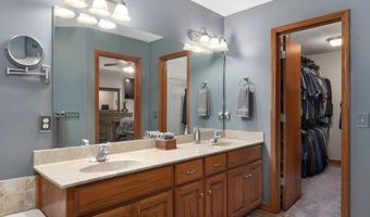 19402 Lawrence 2078, Ash Grove, MO 65604