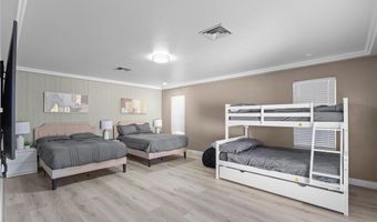 7471 Darby Ave, Las Vegas, NV 89117