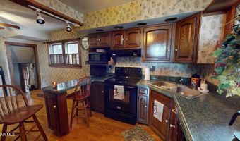1115 N 2nd St, Altoona, PA 16601