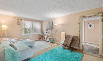 2114 SUITLAND Ter SE 301, Washington, DC 20020