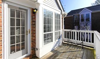 2616 S ARLINGTON MILL Dr 8, Arlington, VA 22206