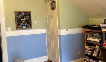 15 Villa Ave, Cranston, RI 02905