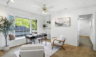 15025 NW Oak Hills Dr, Beaverton, OR 97006