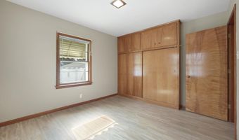 236 Center St, Auburn, IN 46706