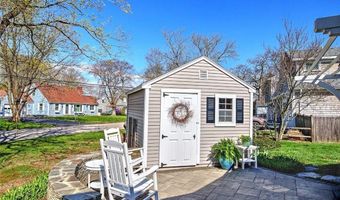 25 Belton Dr, Barrington, RI 02806