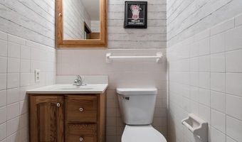 E5108 W WILSON Road, Algoma, WI 54201