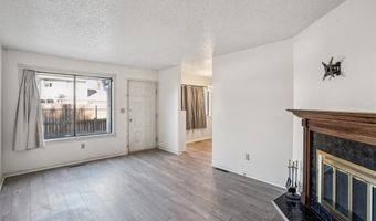 944 Sunburst Ln, Altoona, IA 50009