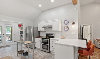 160 Crestview Cir, Athens, GA 30606