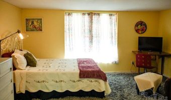 215 E Pine St, Atmore, AL 36502