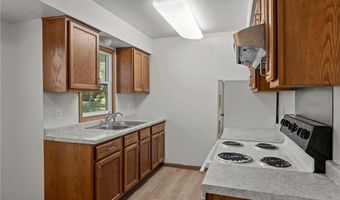 148 Spruce Dr, Apple Valley, MN 55124