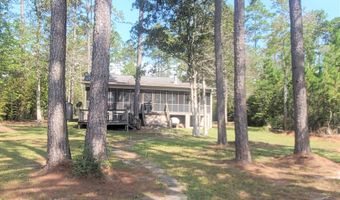 80 Maple Dr, Perkinston, MS 39573