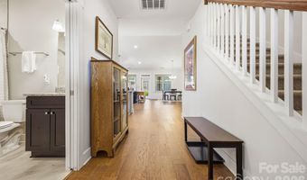 2 Lifestyle Ct, Arden, NC 28704