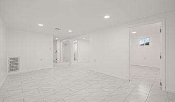 1 Atna Dr, Amityville, NY 11701