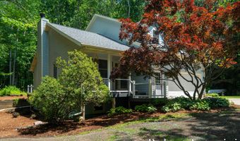 1016 Maple Hill Ave SE, Ada, MI 49301