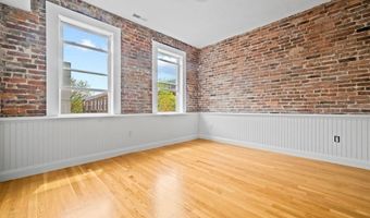 172 Cottage St 5, Boston, MA 02128