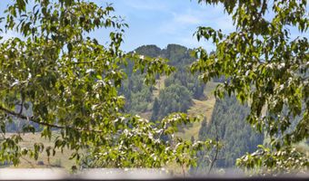 122 W Main St, Aspen, CO 81611